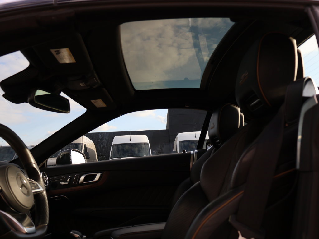 Certified 2020 Mercedes-Benz SL 550 image 40