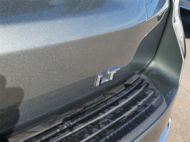 Used 2024 Chevrolet Suburban LT image 6