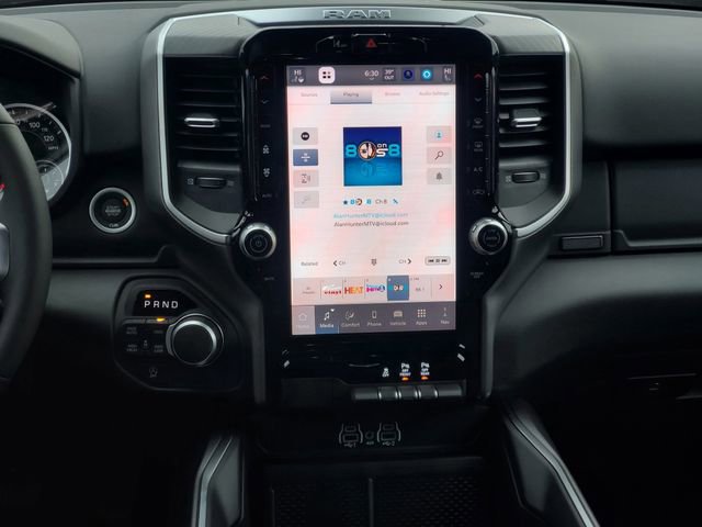 New 2026 RAM 1500 4x4 Crew Cab image 28