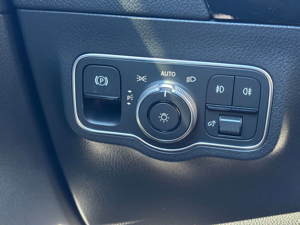 New 2026 Mercedes-Benz GLA 250 4MATIC image 25