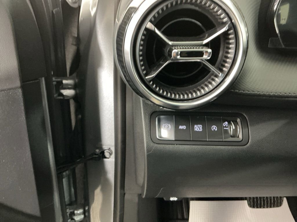 New 2026 Chevrolet Equinox LT w/ Midnight Edition AWD/4WD image 10