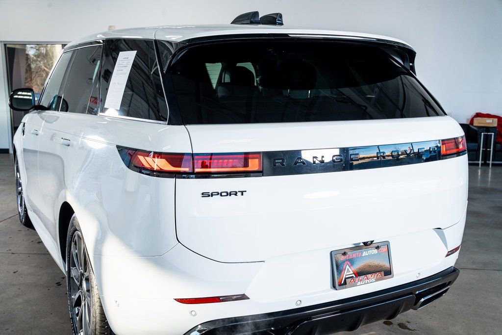 Used 2024 Land Rover Range Rover Sport Dynamic SE image 24