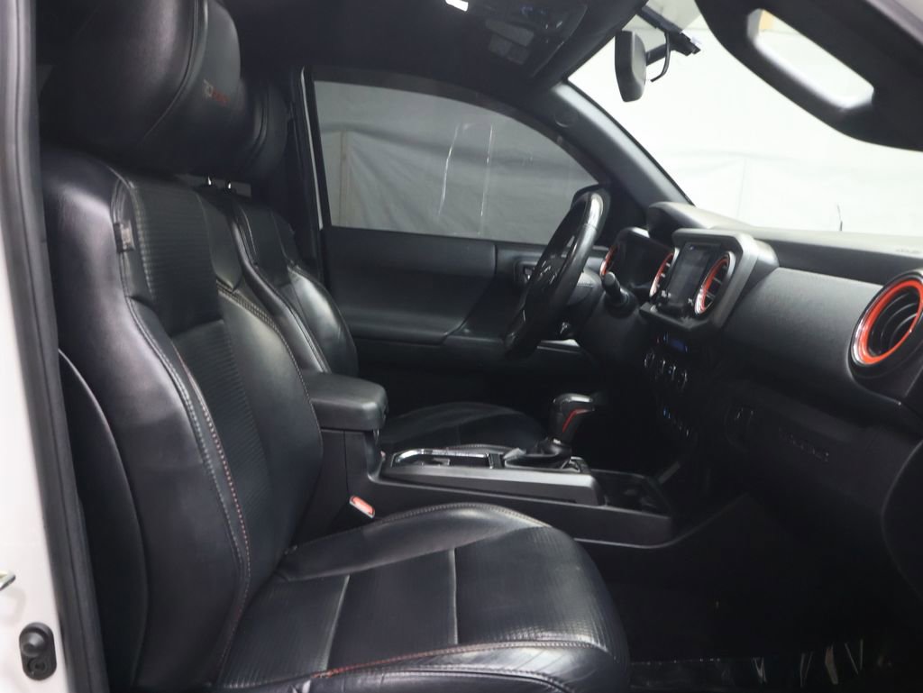 Used 2017 Toyota Tacoma TRD Pro image 10