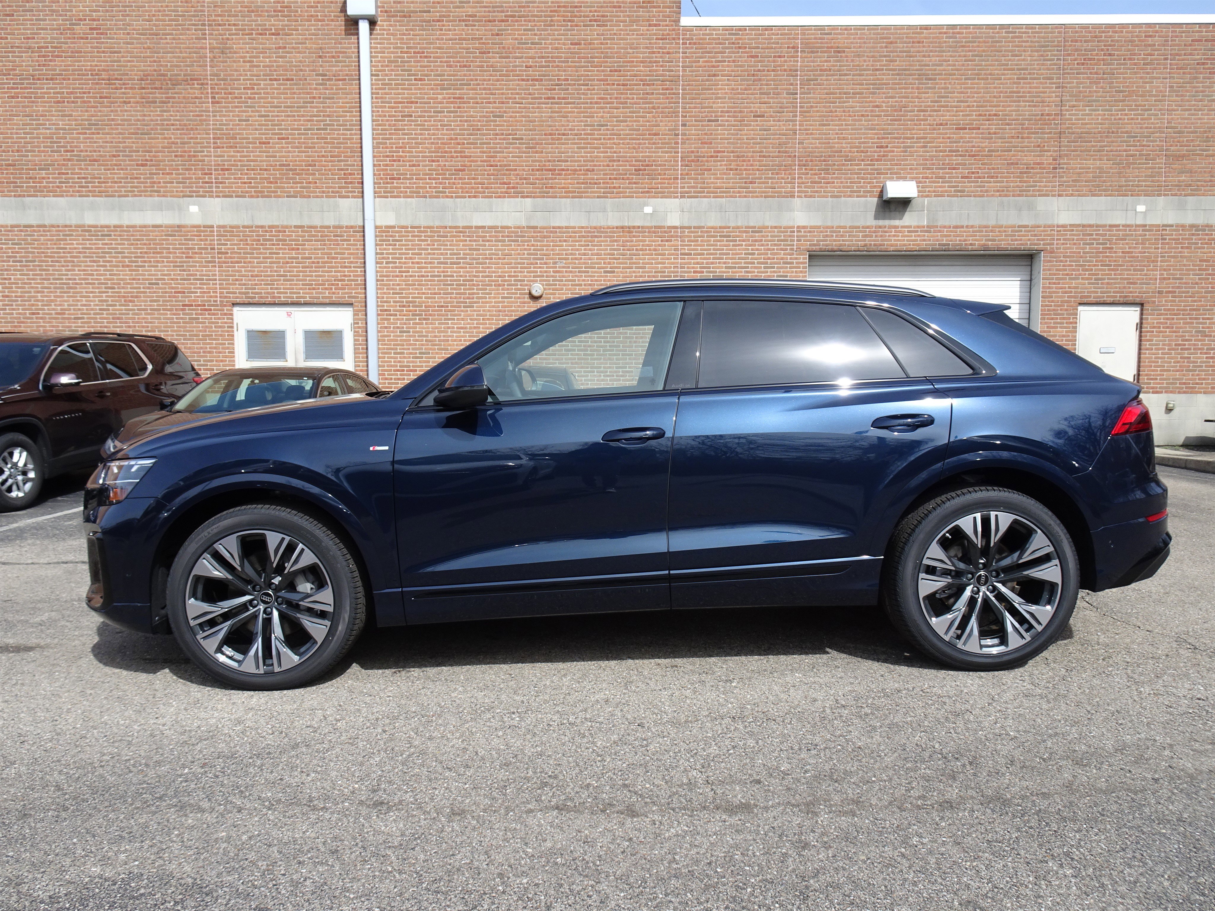 New 2026 Audi Q8 Prestige image 2