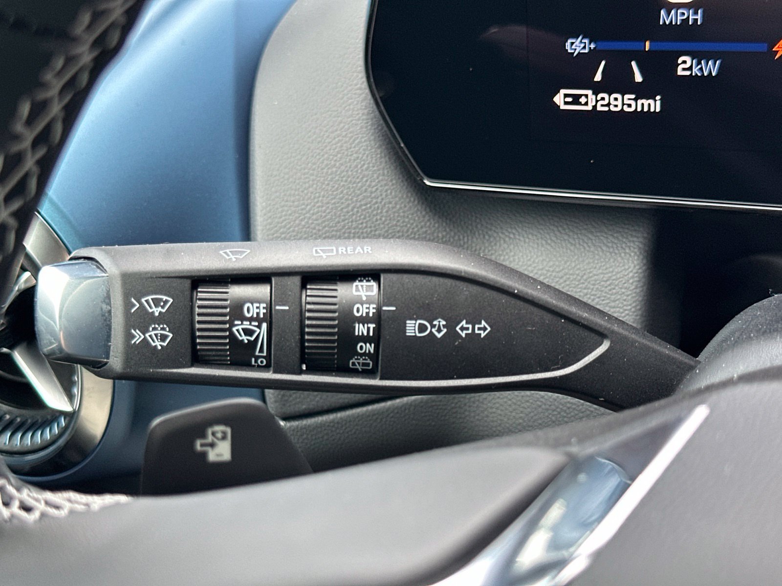 New 2026 Chevrolet Equinox EV LT FWD image 29