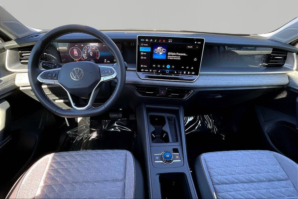 New 2026 Volkswagen Tiguan S image 7