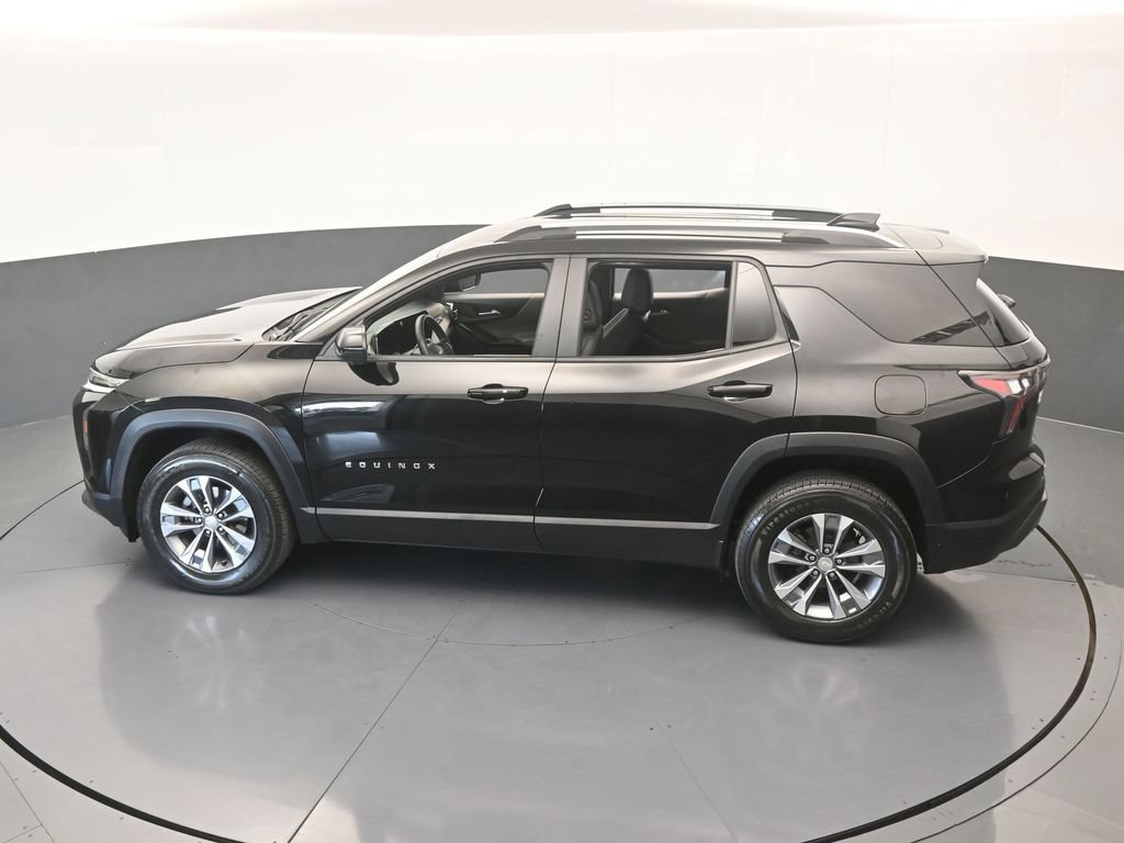 Used 2025 Chevrolet Equinox LT w/ Convenience Package II FWD image 60