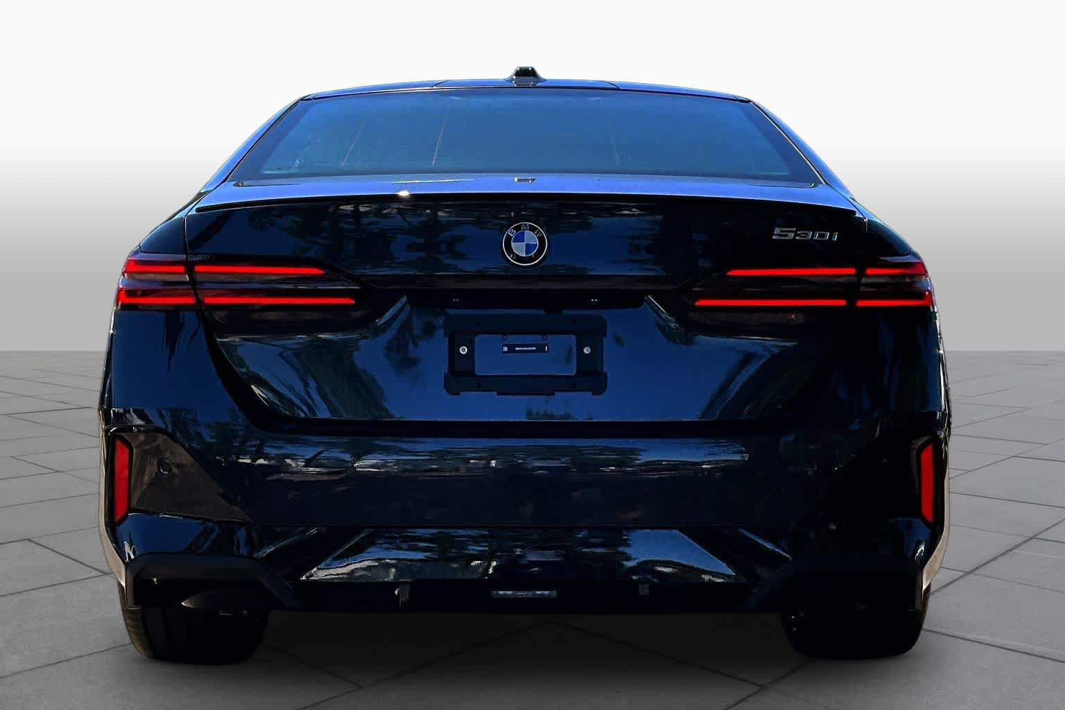 New 2027 BMW 530i RWD image 4