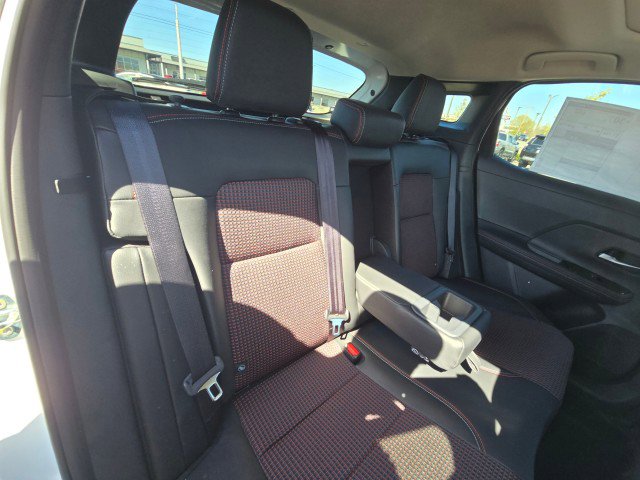 New 2025 Nissan Kicks SR w/ SR Premium Package image 16