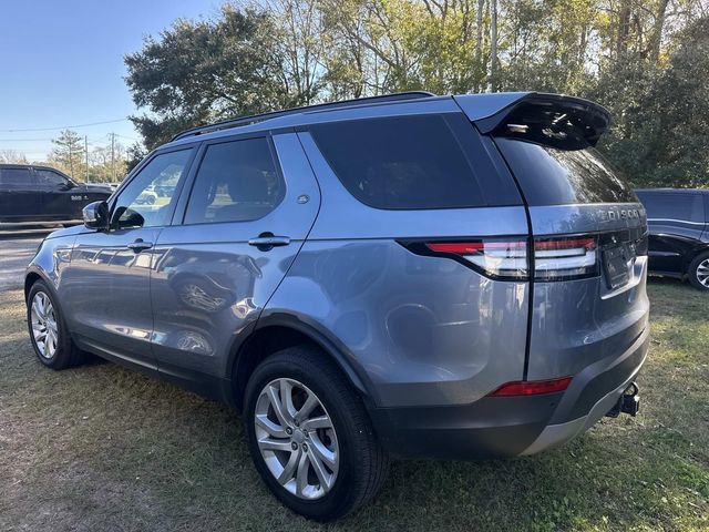 Used 2018 Land Rover Discovery SE image 9