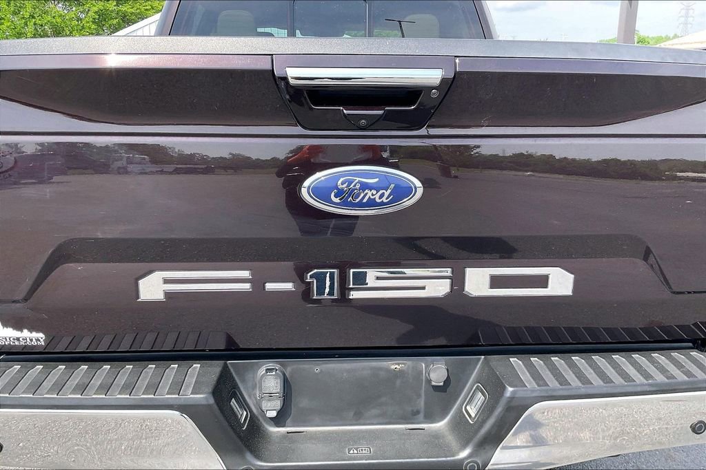 Used 2019 Ford F150 Lariat w/ Equipment Group 502A Luxury AWD/4WD image 27