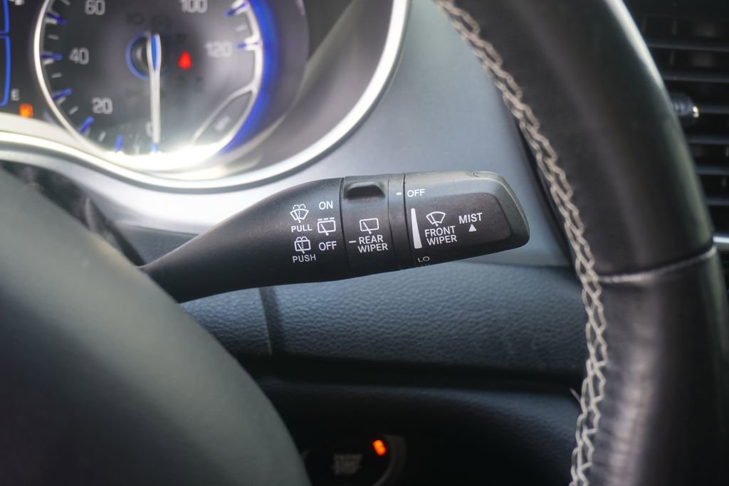 Used 2020 Chrysler Pacifica Touring w/ S Appearance Package FWD image 18