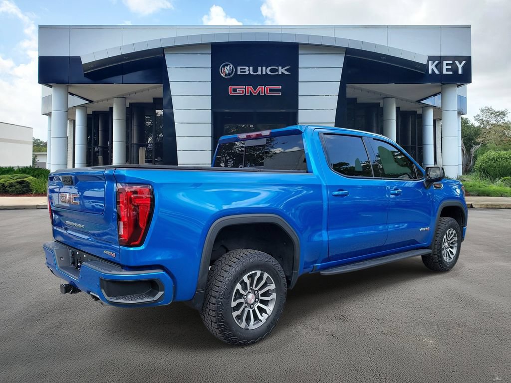 Used 2023 GMC Sierra 1500 AT4 w/ AT4 Premium Package AWD/4WD image 4