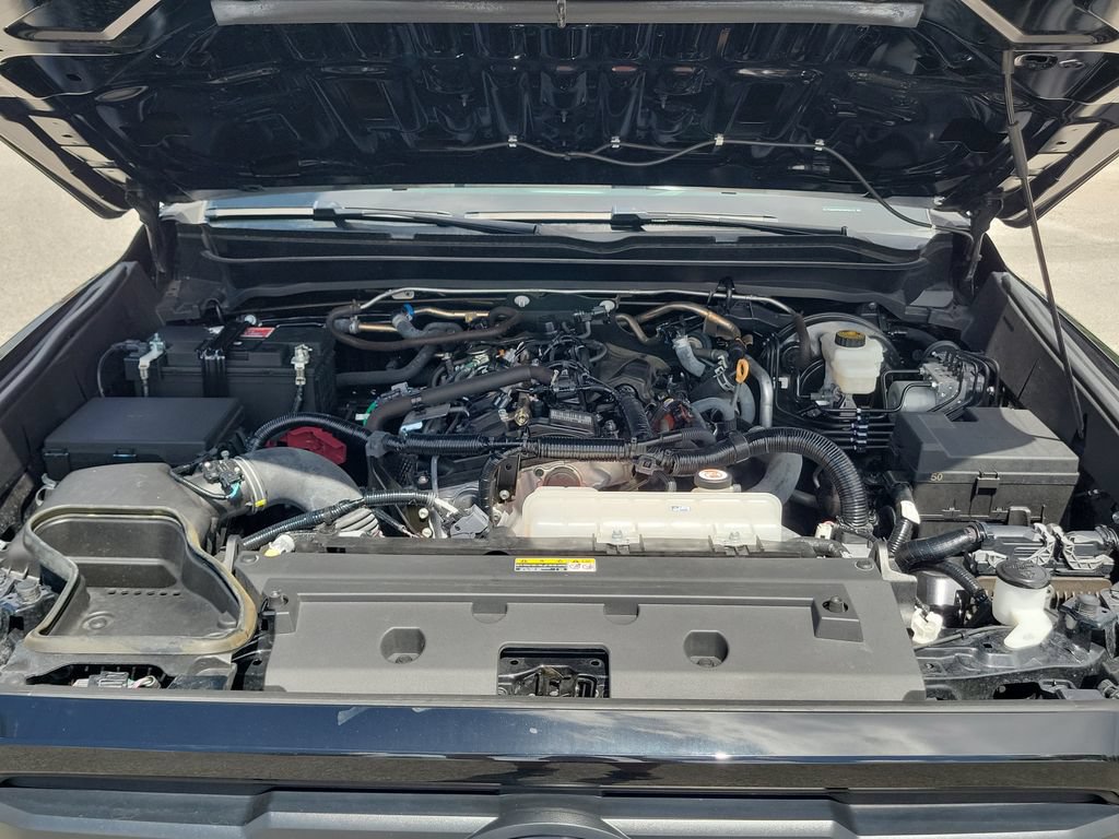 Used 2025 Toyota Tacoma TRD Sport w/ TRD Sport Upgrade Package RWD image 34