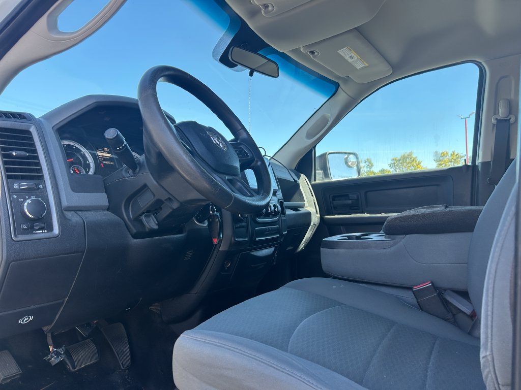 Used 2014 RAM 1500 ST w/ SXT Appearance Group AWD/4WD image 15