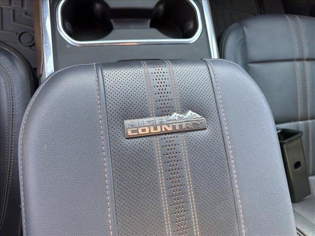 Used 2024 Chevrolet Silverado 3500 High Country w/ High Country Premium Package AWD/4WD image 17