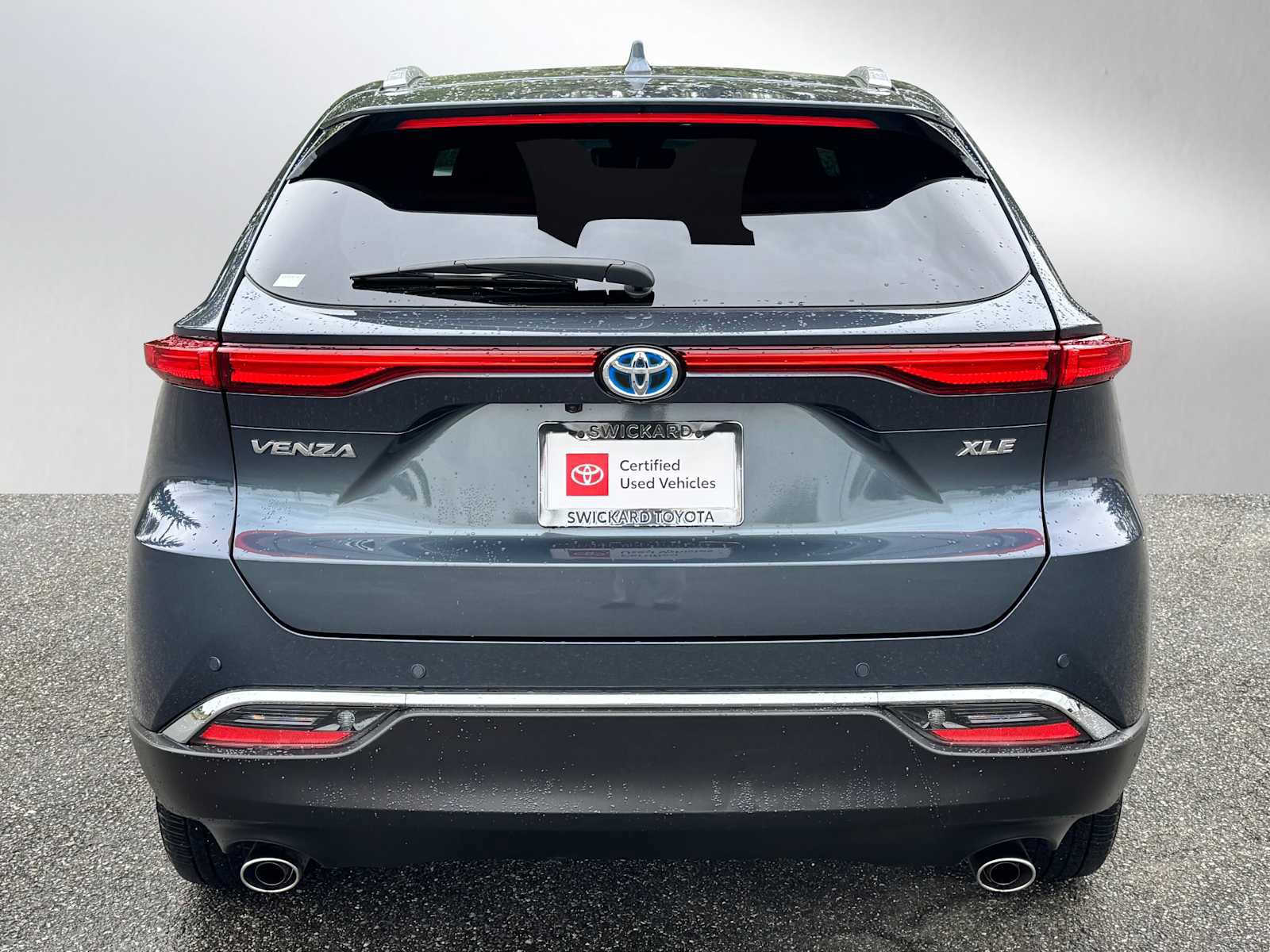 Certified 2024 Toyota Venza XLE AWD/4WD image 4