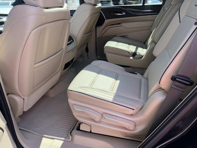 Certified 2024 Cadillac Escalade Premium Luxury w/ LPO, Floor Liner Package AWD/4WD image 11