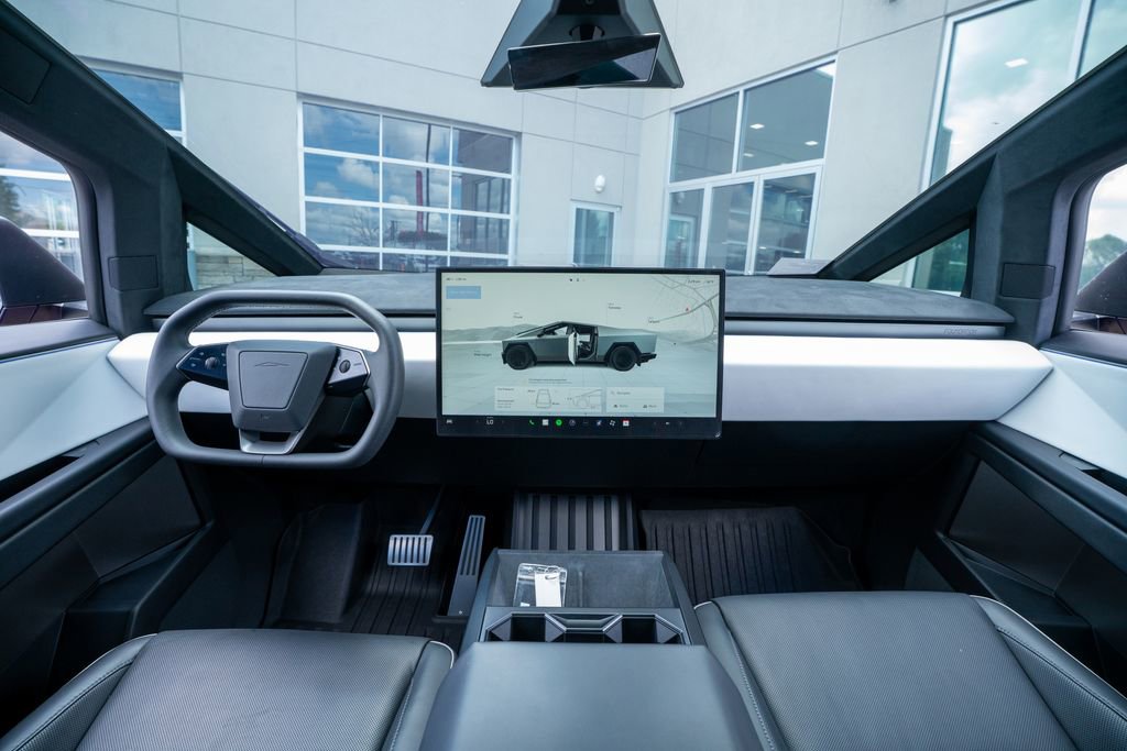 Used 2024 Tesla Cybertruck Cyberbeast AWD/4WD image 44