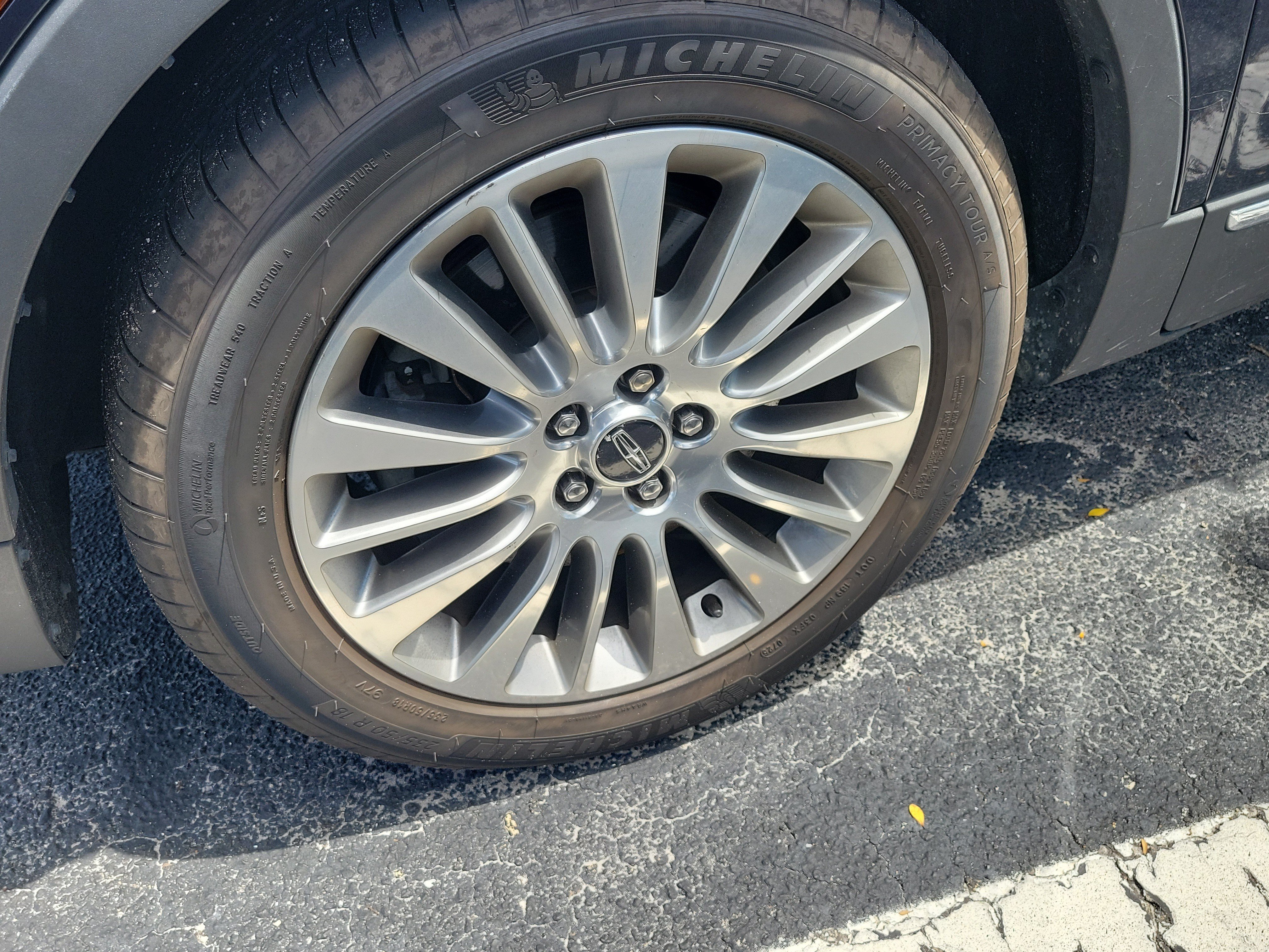Used 2015 Lincoln MKC AWD w/ Equipment Group 102A Reserve image 5