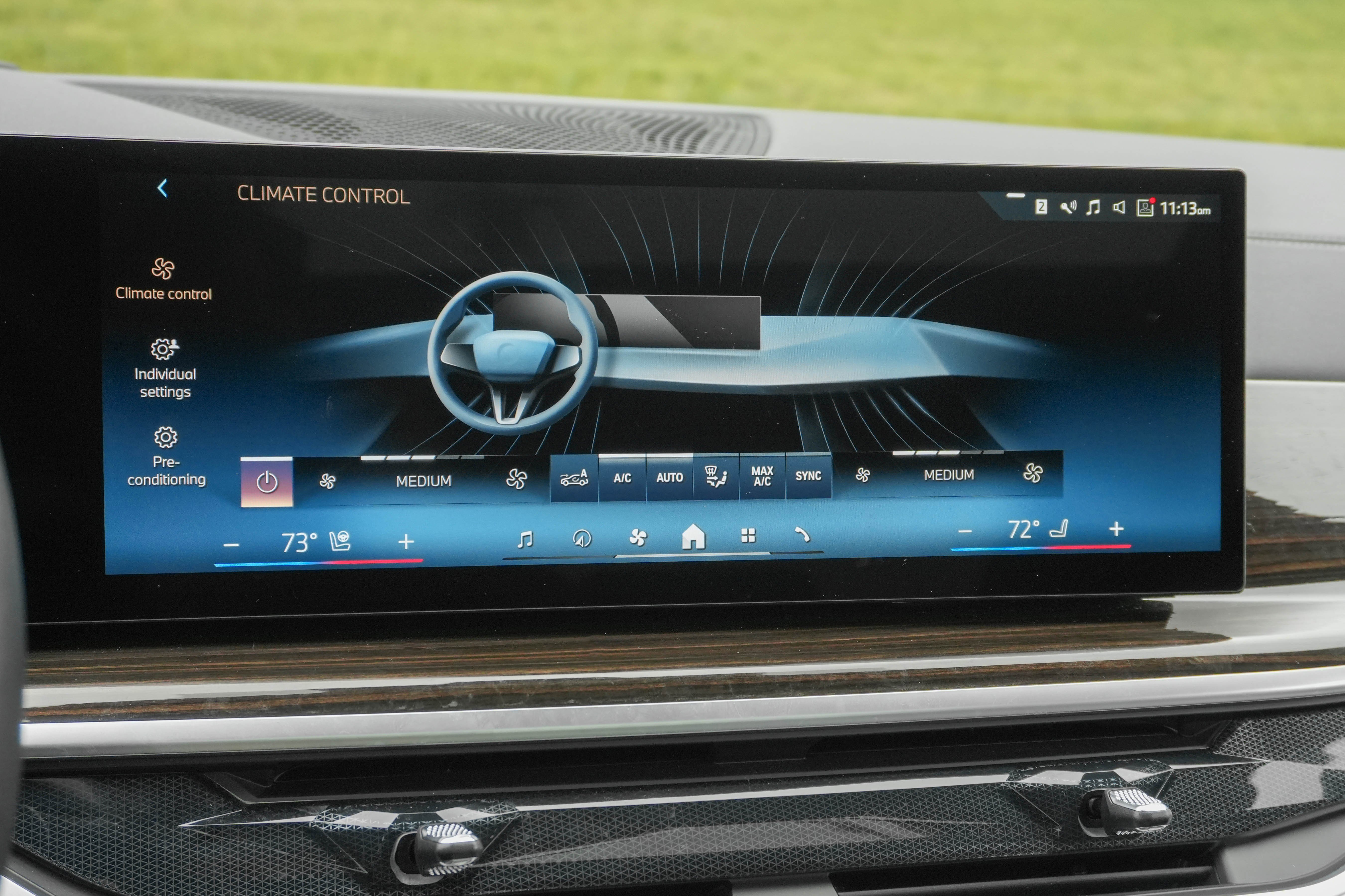 Certified 2025 BMW X6 xDrive40i AWD/4WD image 24