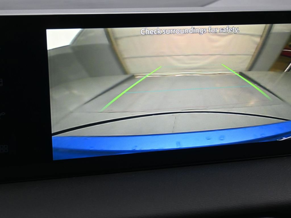 New 2026 Nissan Sentra SR w/ Floor Mat Package FWD image 10