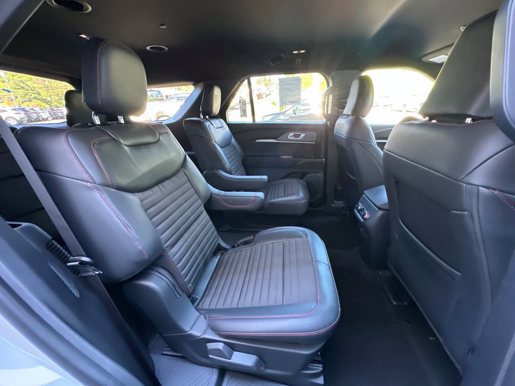 New 2027 Ford Explorer ST-Line AWD/4WD image 25