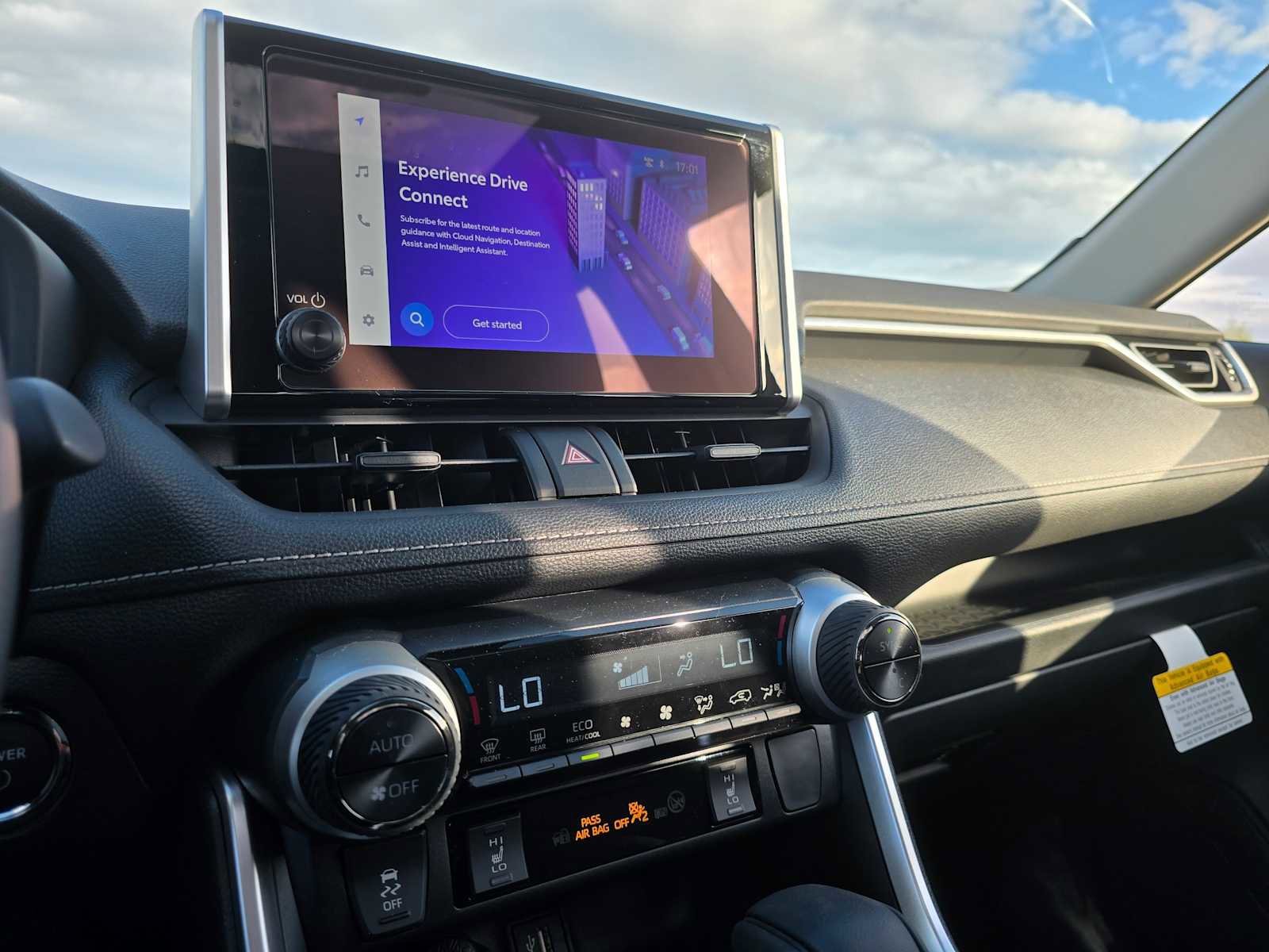 Certified 2025 Toyota RAV4 XLE image 29