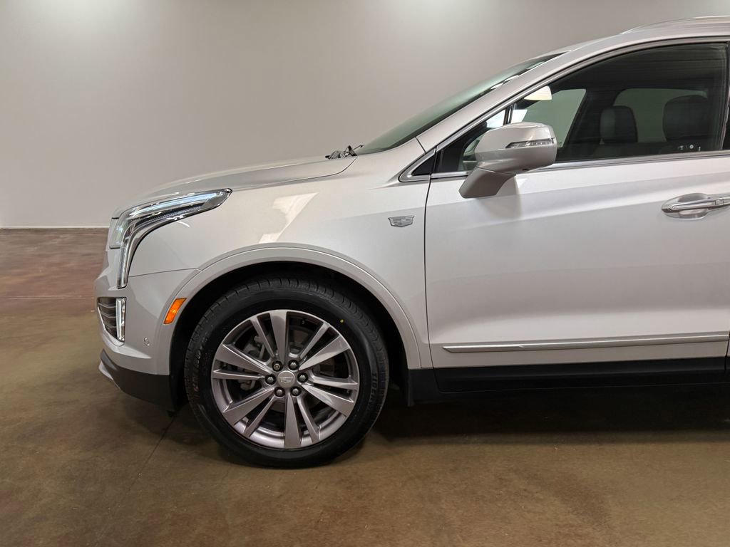 Used 2020 Cadillac XT5 Premium Luxury image 37