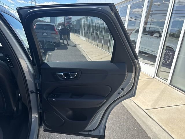 Certified 2025 Volvo XC60 B5 Plus image 12
