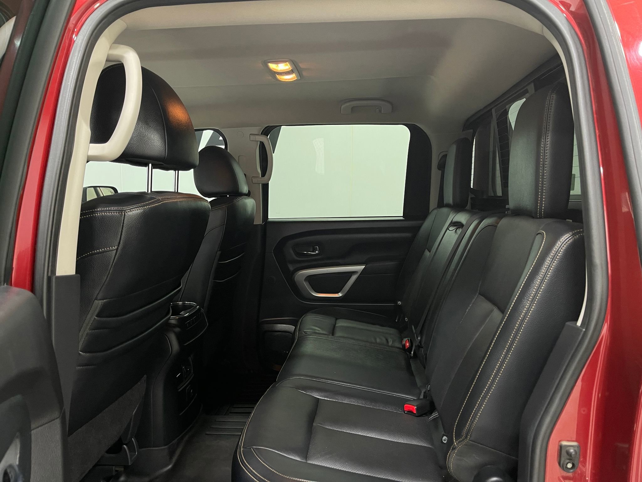 Used 2017 Nissan Titan SL w/ Chrome Package image 28