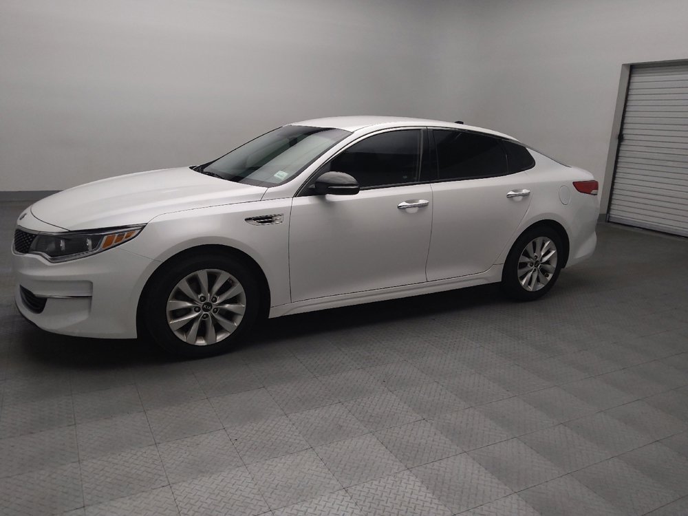 Used 2016 Kia Optima EX FWD image 2