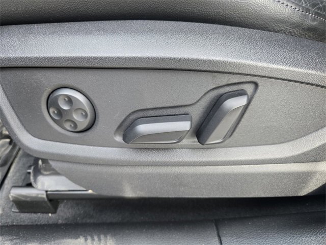 Used 2022 Audi SQ5 Premium Plus w/ Premium Plus Package image 13