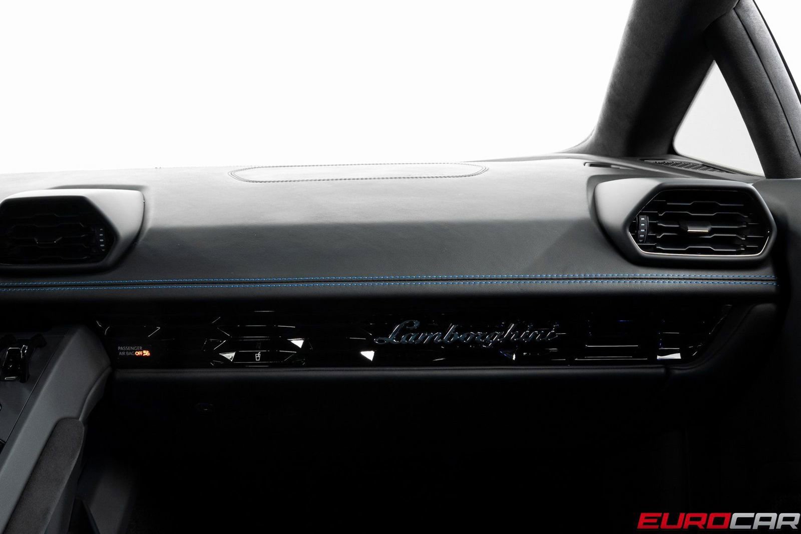 Used 2023 Lamborghini Huracan EVO RWD image 31