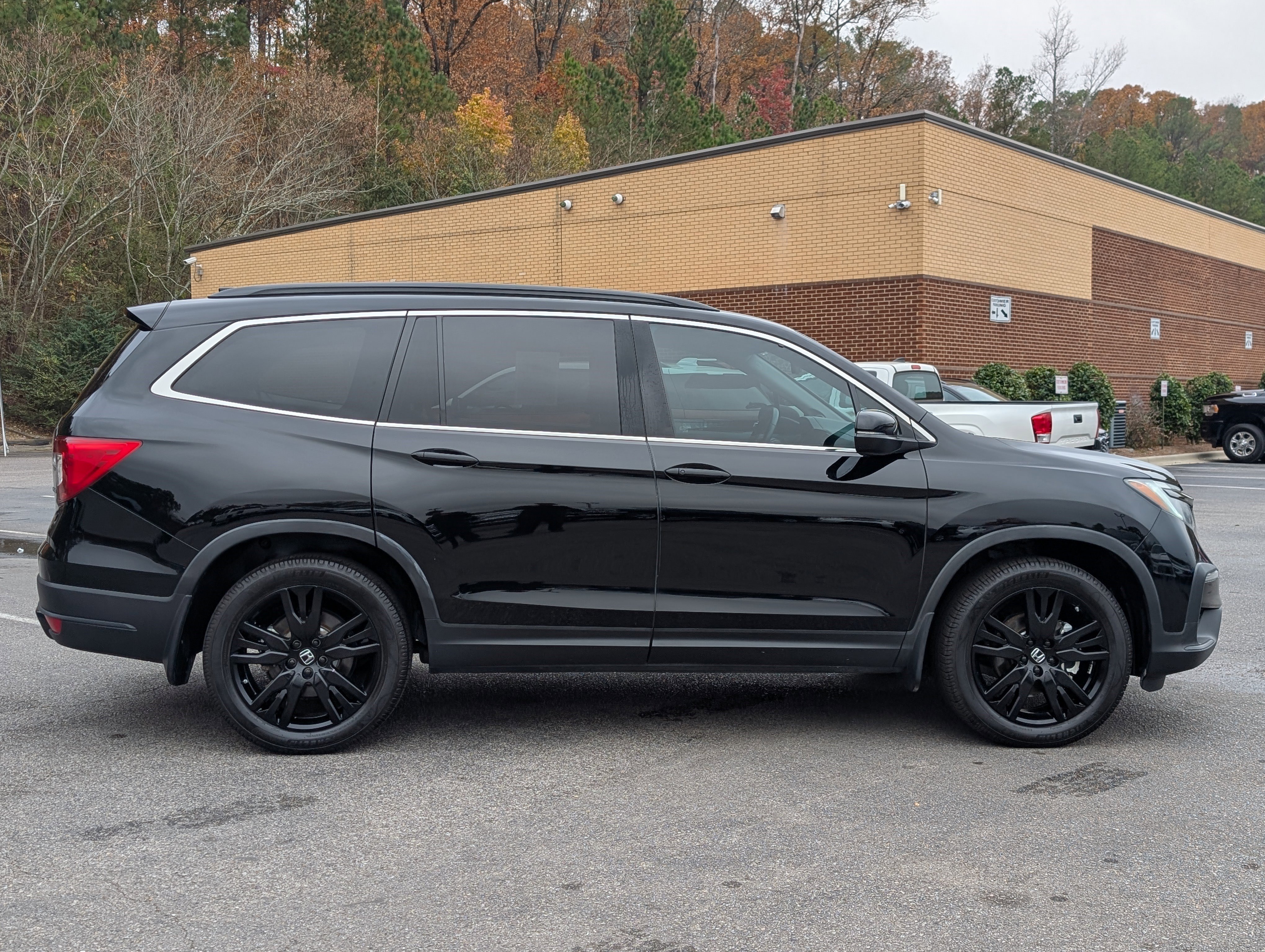 Used 2022 Honda Pilot Special Edition image 10