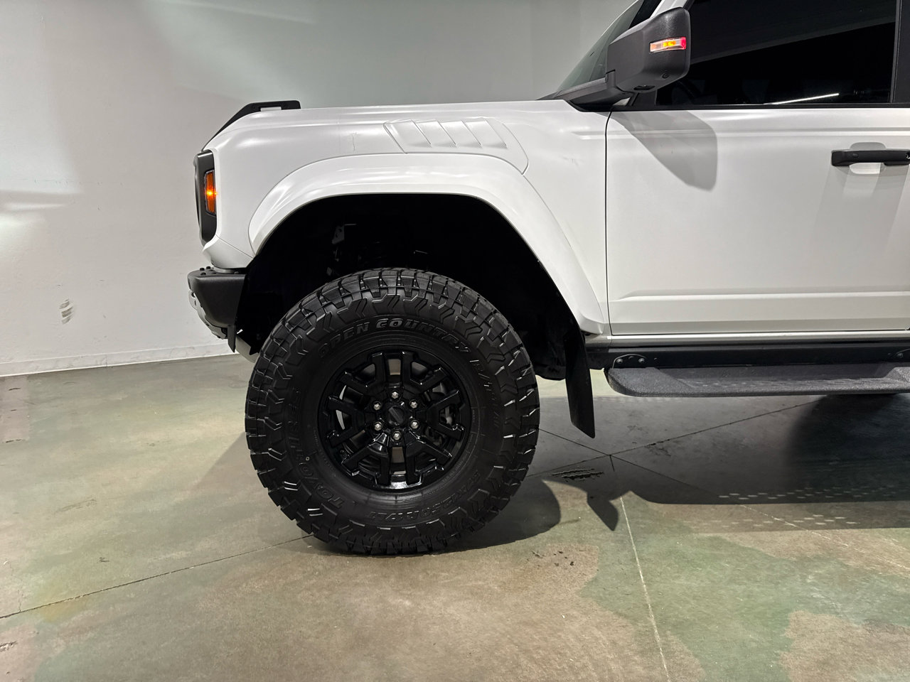 Used 2023 Ford Bronco Raptor image 3