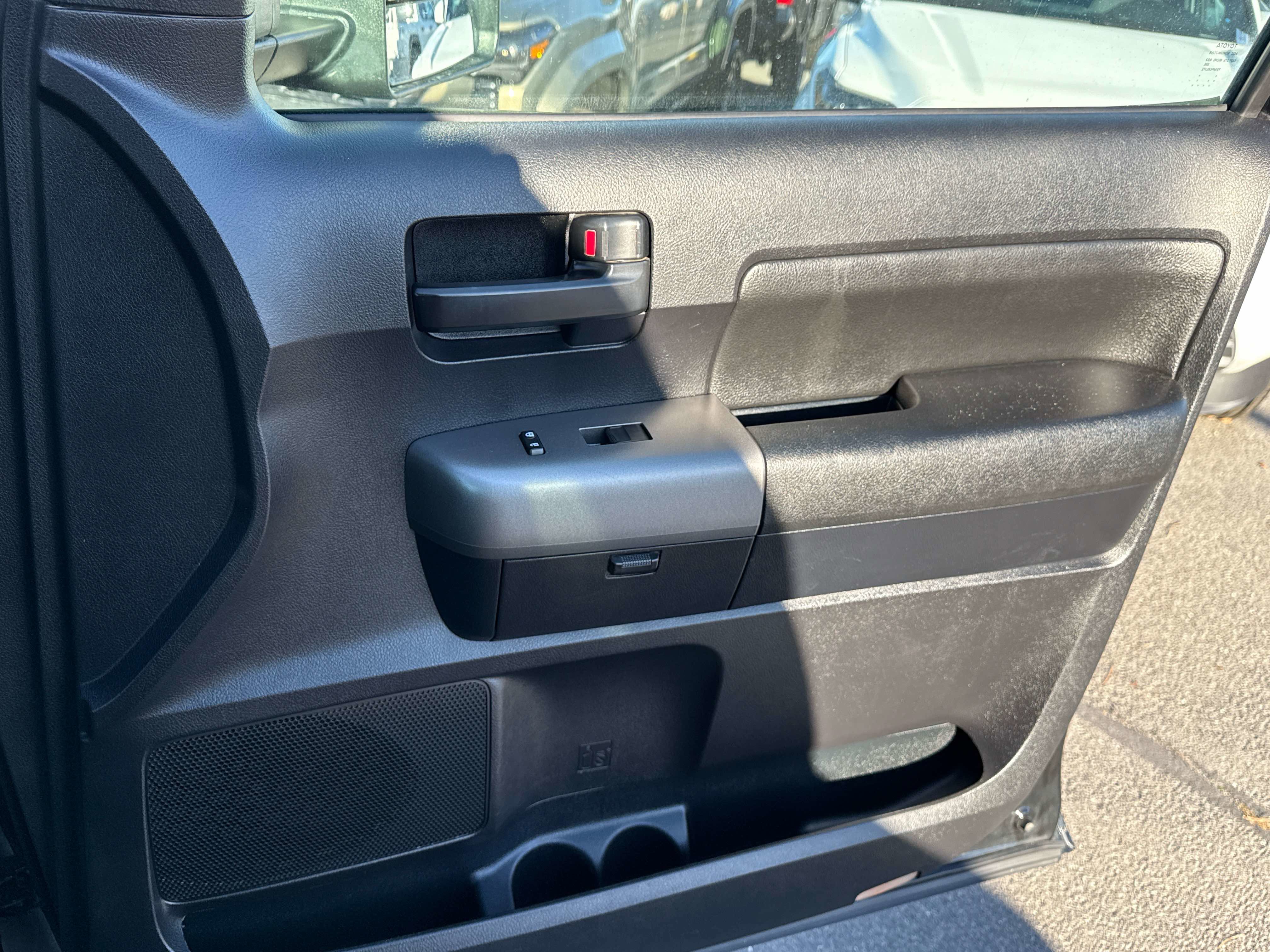 Used 2010 Toyota Tundra 4x4 Double Cab image 19