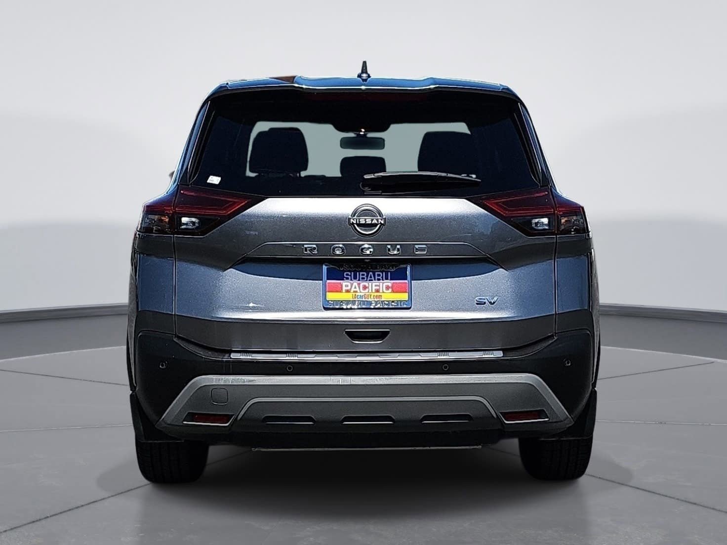 Used 2023 Nissan Rogue SV image 4