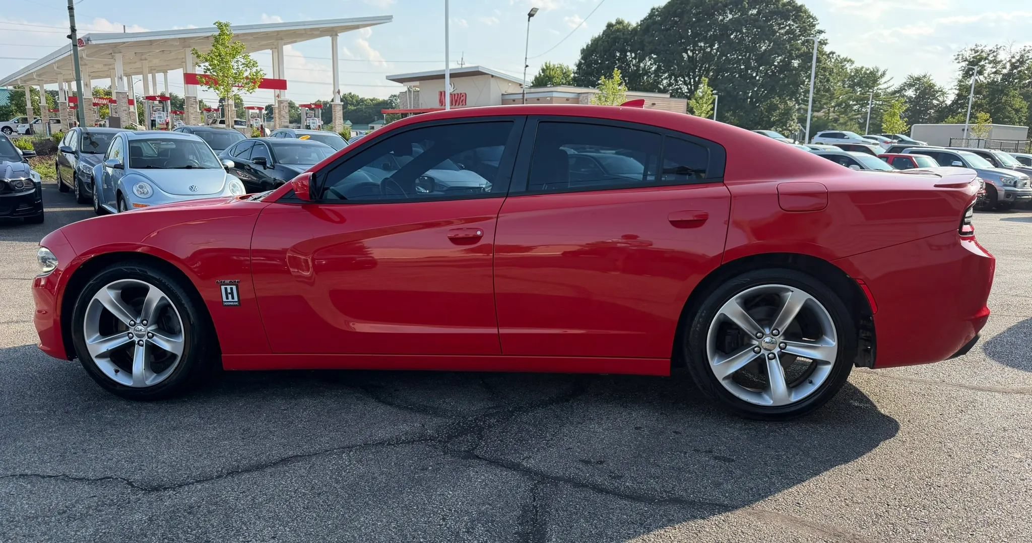 Used 2016 Dodge Charger R/T RWD image 2