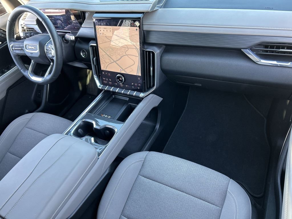 New 2025 GMC Acadia Elevation image 29