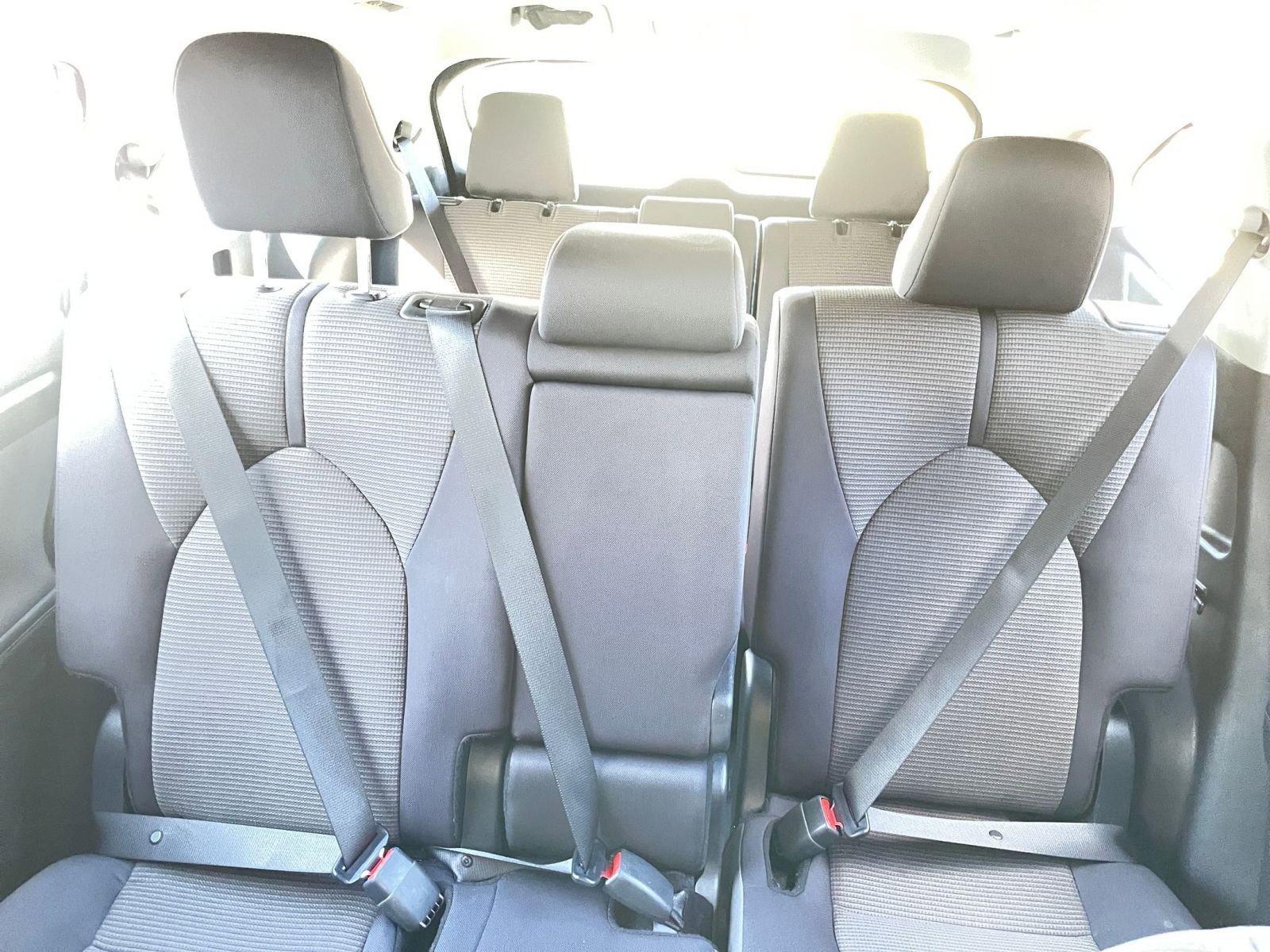 Used 2025 Toyota Highlander LE image 40