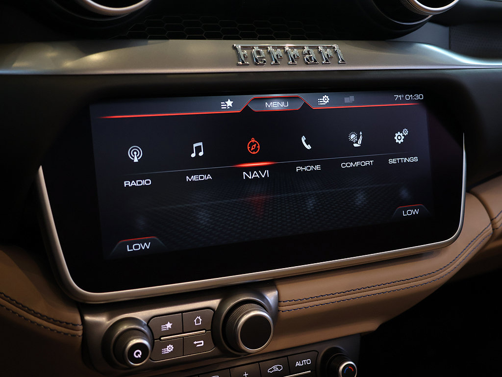 Certified 2019 Ferrari Portofino RWD image 93