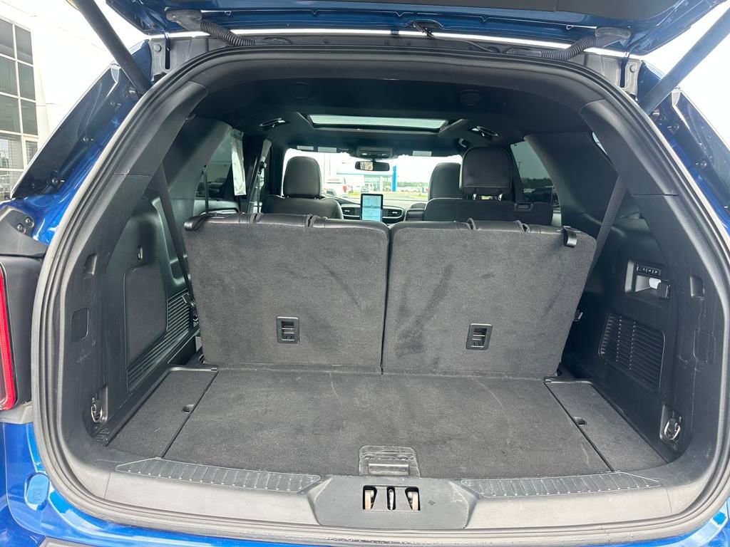 Certified 2022 Ford Explorer ST w/ Equipment Group 401A image 21