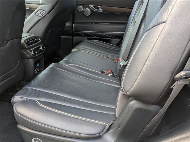 Used 2023 Genesis GV80 2.5T w/ Prestige Package image 12