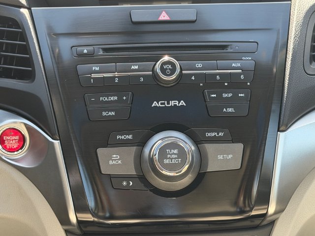 Used 2017 Acura ILX w/ AcuraWatch Plus Package FWD image 14