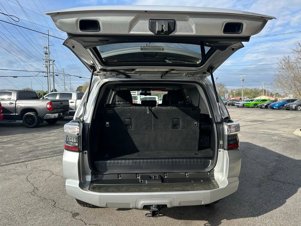 Used 2019 Toyota 4Runner SR5 Premium AWD/4WD image 5