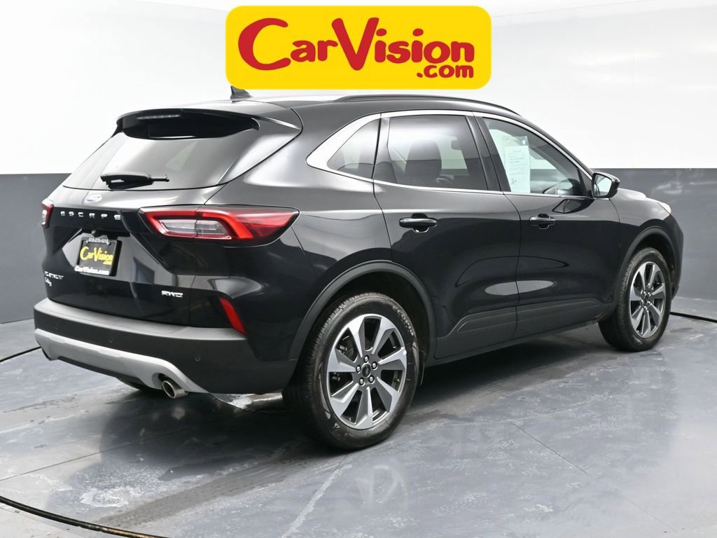 Used 2025 Ford Escape Platinum image 7