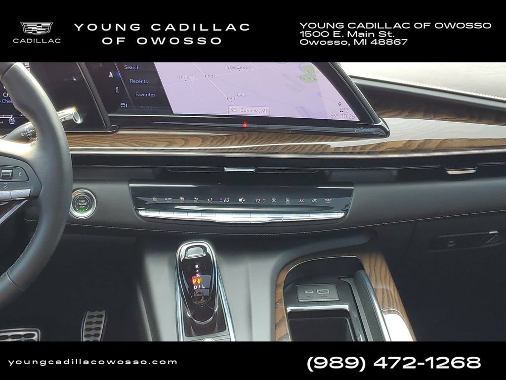 Used 2023 Cadillac Escalade ESV Sport Platinum w/ LPO, ONYX Package AWD/4WD image 29