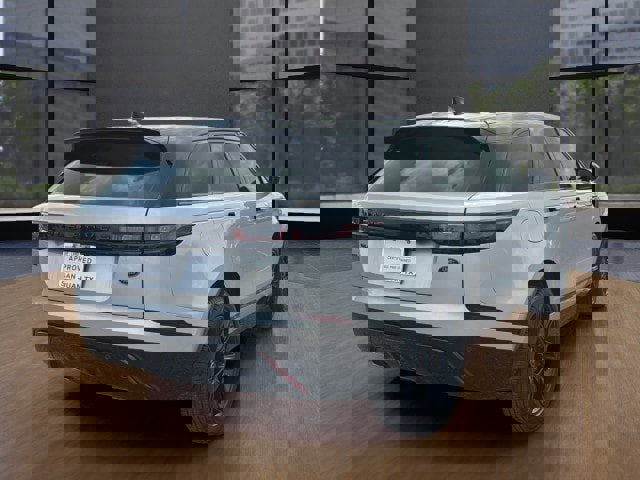 Used 2023 Land Rover Range Rover Velar R-Dynamic S image 16