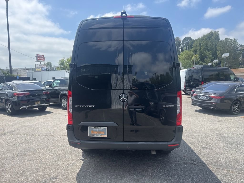 Used 2023 Mercedes-Benz Sprinter 2500 w/ Acoustic Package image 5